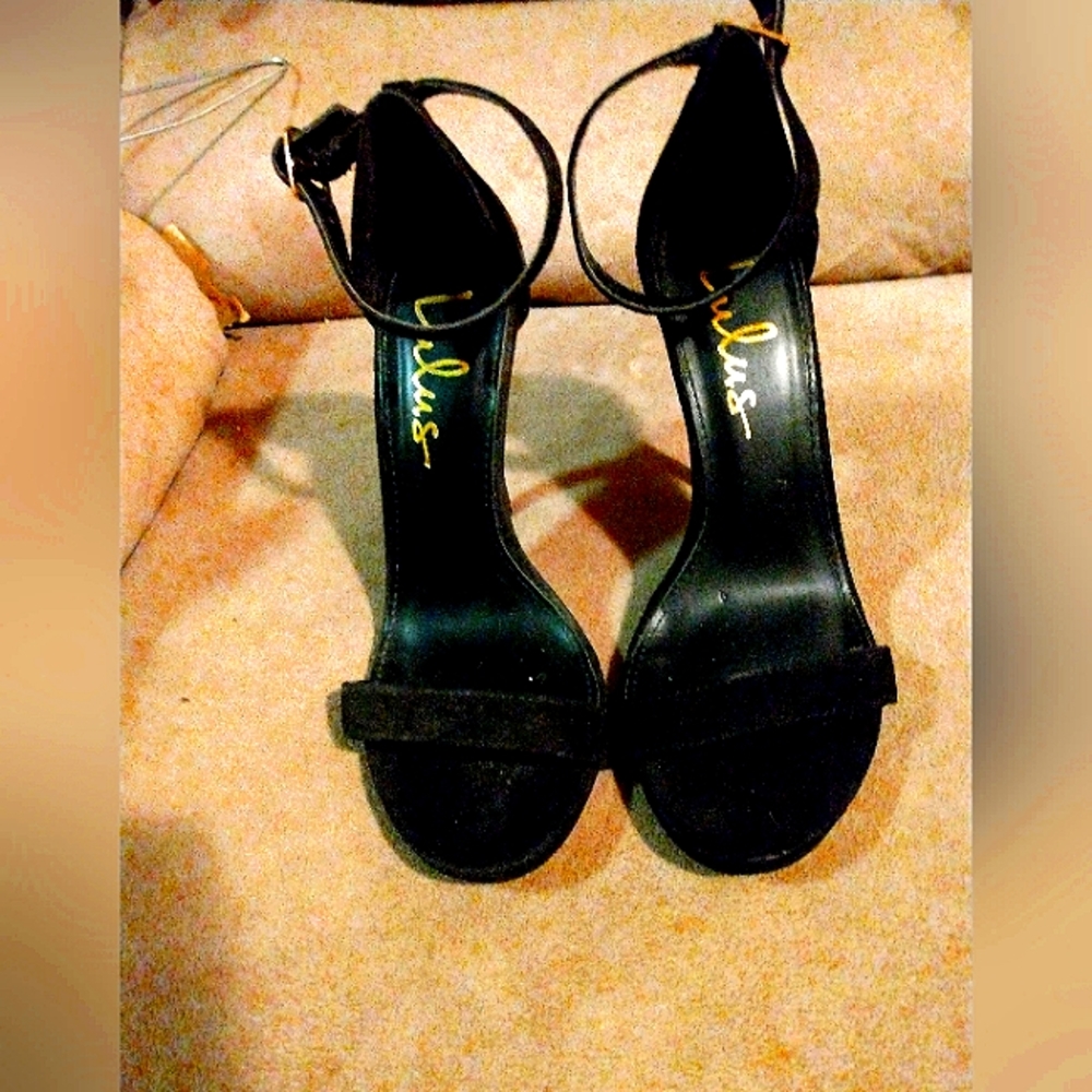 Black open toe heels